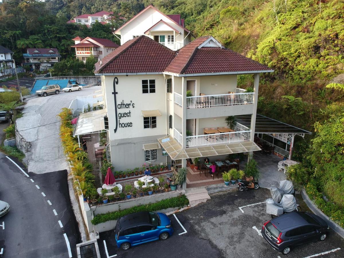 Fathers Guesthouse Tanah Rata Exterior foto