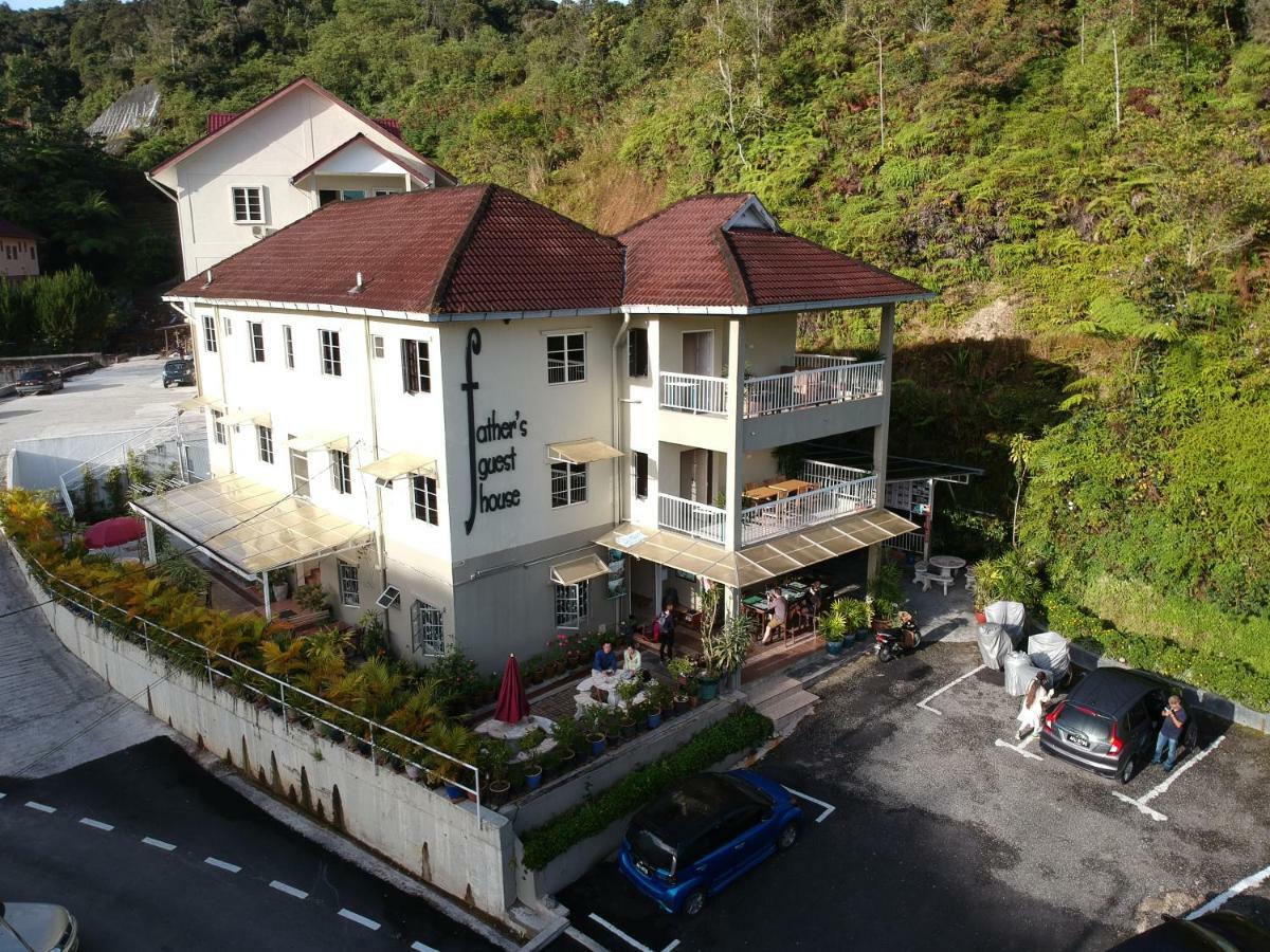 Fathers Guesthouse Tanah Rata Exterior foto